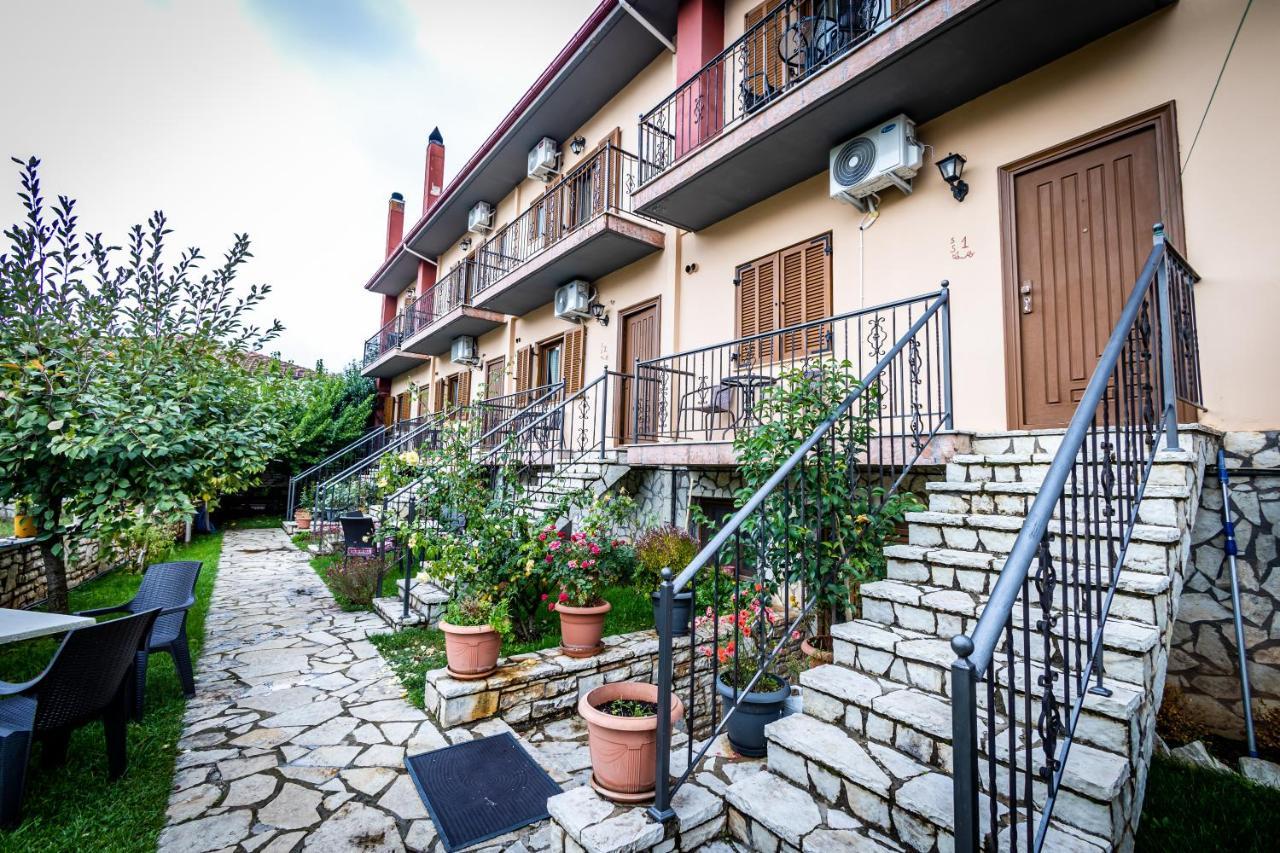 Hotel Enastron Kalavryta Esterno foto