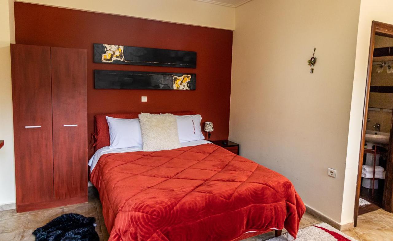 Hotel Enastron Kalavryta Esterno foto
