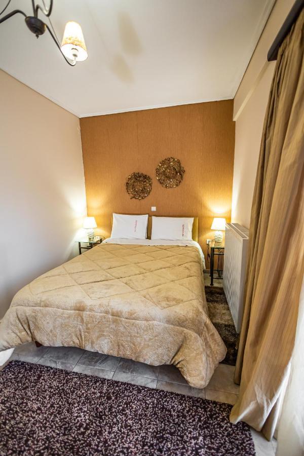 Hotel Enastron Kalavryta Esterno foto
