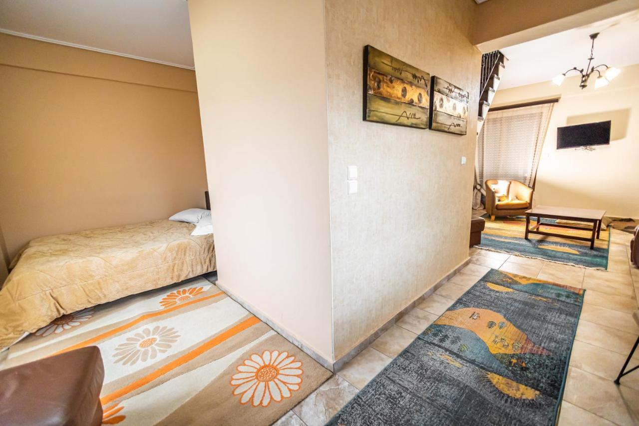 Hotel Enastron Kalavryta Esterno foto